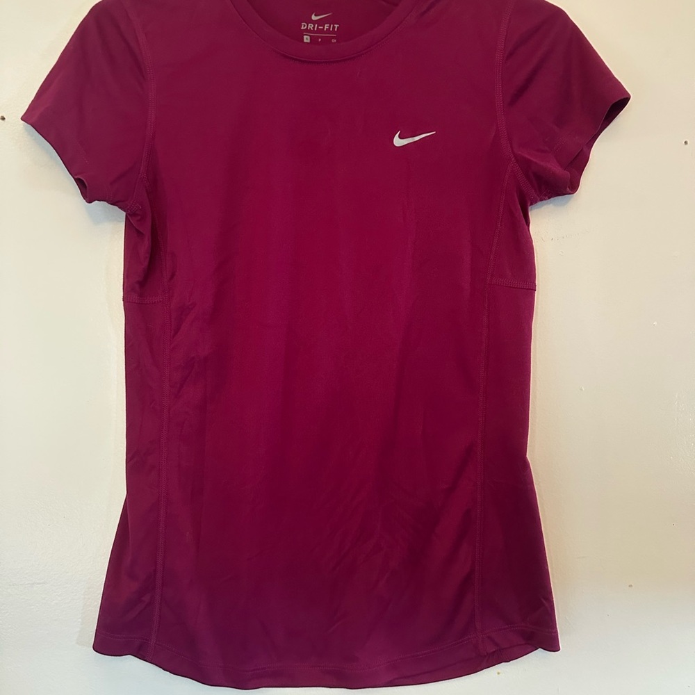 Nike Purple Fitted Short Sleeve Tee